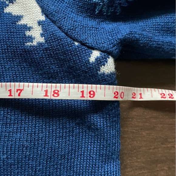 Tipsy Elves Sasquatch Mistle Toe Ugly Christmas Sweater Men Women Medium - Picture 6 of 8